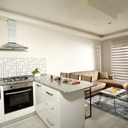 Apartmanhotel Indag Aile 3*