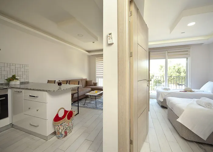 Apartmanhotel Indag Aile 3*